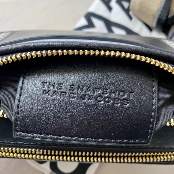 SOLD Marc Jacobs The Mixed Media Snapshot Crossbody Bag - Black - Picture 8 of 10